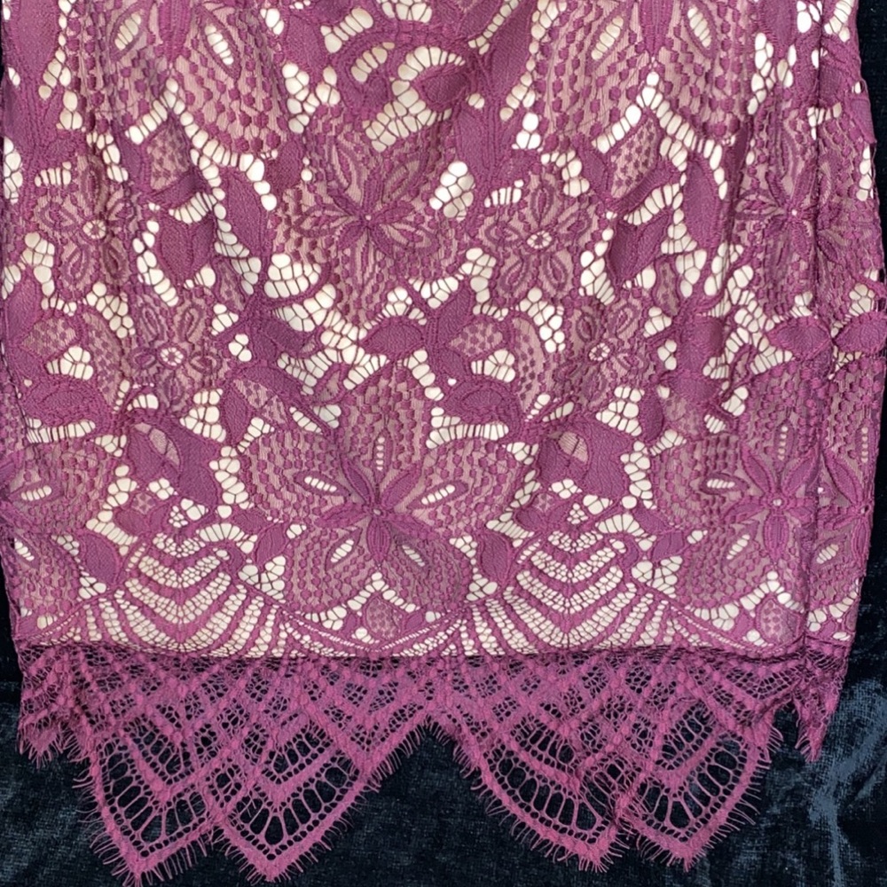 Express maroon lace skirt